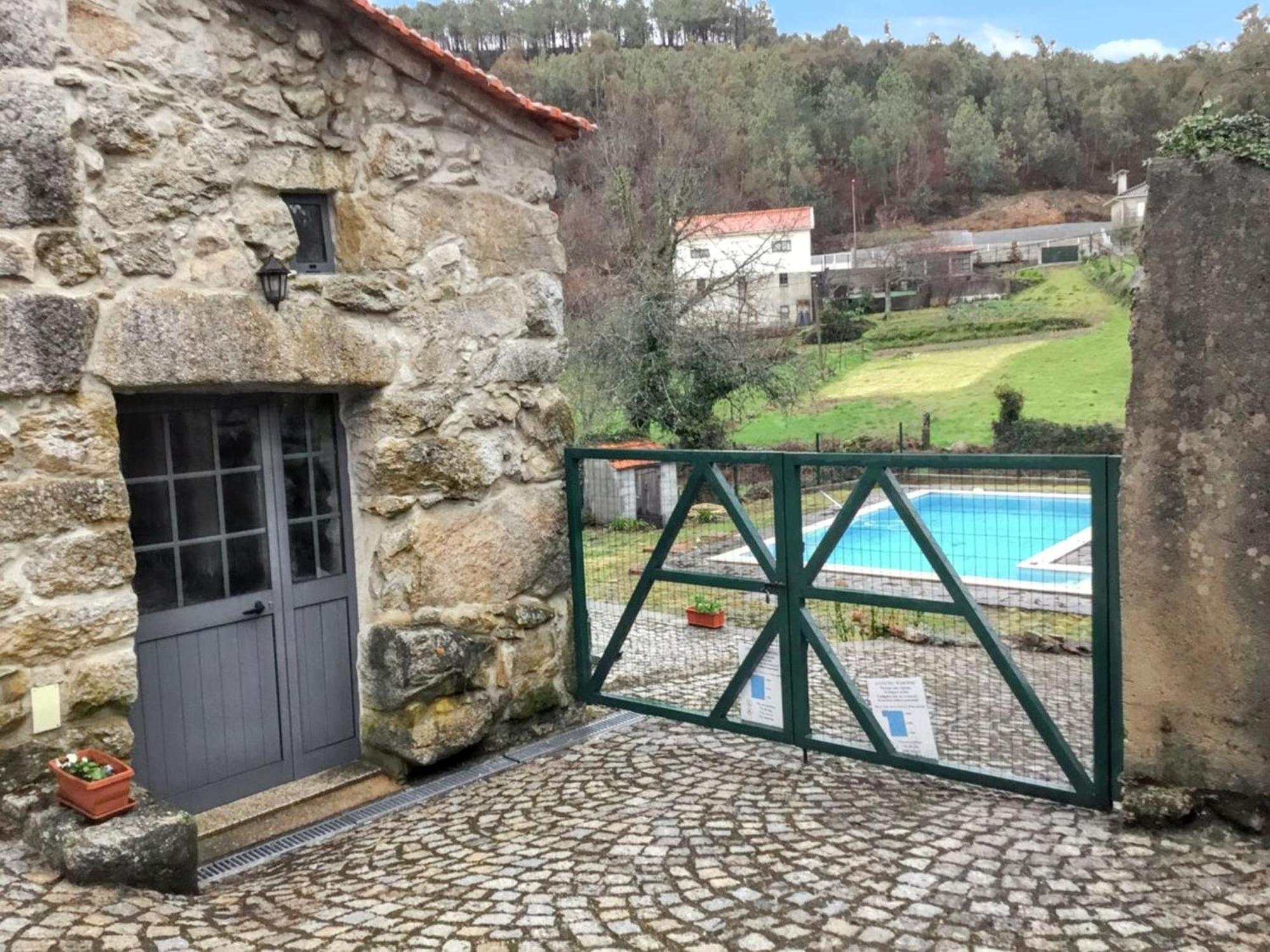 Welcoming House With Mountain View In Agueda Shared Pool Villa Urgueira  Exterior photo