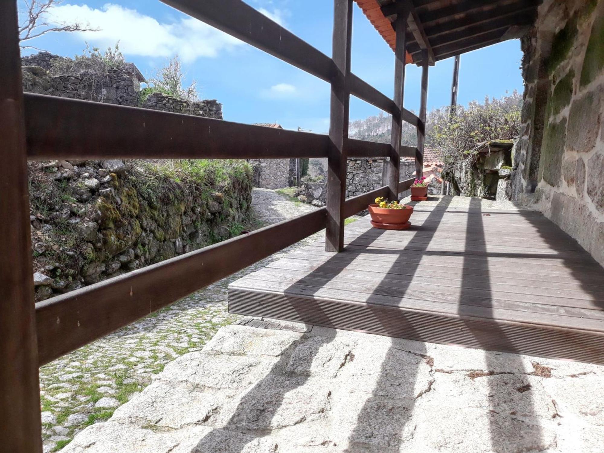 Welcoming House With Mountain View In Agueda Shared Pool Villa Urgueira  Exterior photo